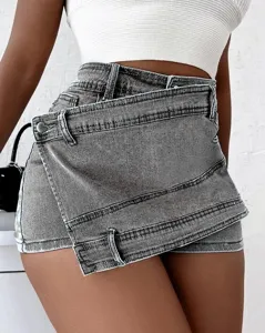 Stilisierter hoher Taillen asymmetrischer Jeansrock für Damen, modische Sommer Shorts.