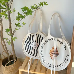 Runde Canvas-Tragetasche für Damen, lässige japanische Schultertasche mit Print.