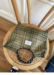 Detailed view of casual korean style plaid canvas tote bag, large capacity shoulder bag.