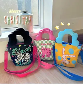 Deliziosa borsa a tracolla in tela con manico a nuvola e illustrazione dipinta