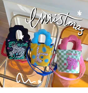 Borsa a secchiello in tela con manico a nuvola e illustrazione di gatto carino per stile.