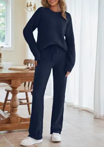 Conjunto de punto suave y acogedor para mujer con jersey de manga larga y pantalón.