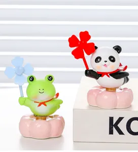 Cute cartoon animal pinwheel desktop ornament, resin cute frog and panda decor for office table.