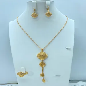 Vintage vergulde sieraden set ketting oorbellen ring elegante bruiloft feestaccessoires