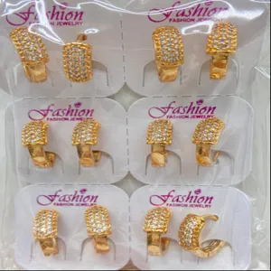 Vergoldete Zirkon-Creolen Ohrringe Set, Mode Schmuck für Damen Großhandel Alltag Ohrschmuck.