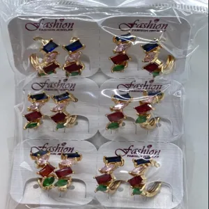 Großhandel bunte Zirkon Creolen Set, exquisites Mehrstein Design für Mode Damen.