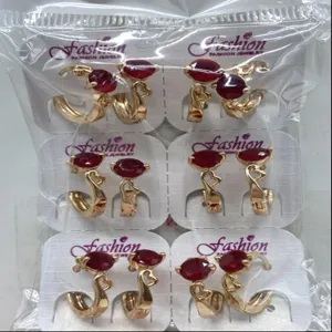 Großhandel vergoldete rote Zirkonia Creolen Set Modeschmuck für Damen Alltag Kleidung