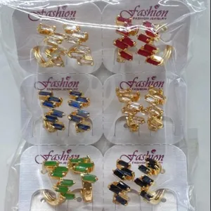 Mode Vergoldetes Kupfer Mehrfarbige Strass Creolen Farbige Zirkonia Geometrische Blume Schmetterling Ohrstecker Für Damen Schmuck