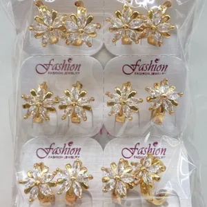Koreanischer Stil Zirkonia Blumen Ohrringe Für Damen Vergoldetes Kupfer Floral Ohrstecker Nische Design Luxus Schmuck Zubehör