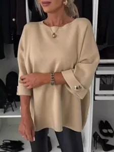 Maglione in maglia beige da donna girocollo mezza manica top casual con bottoni dorati.