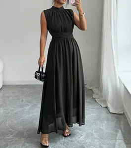 Elegante abito lungo nero senza maniche da donna estate casual vacanza chic plissettato.