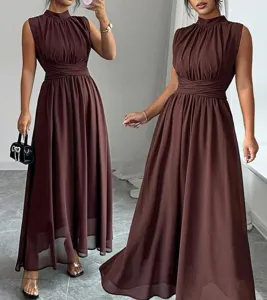 Abito lungo donna elegante senza maniche collo alto plissettato marrone vacanze estate