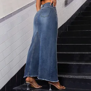 Details of high-waist denim mermaid skirt, back view showing frayed hem and slim fit.