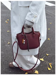 Geflochtene Damen Beuteltasche Retro Mode Umhängetasche lässige herbstliche stilvolle Handtasche