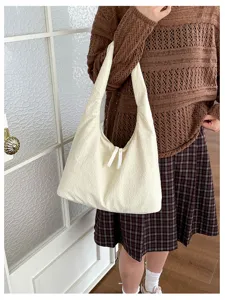 Cream white crinkled hobo shoulder bag, casual large capacity daily commuter handbag for women.