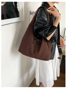 Large capacity brown slouchy shoulder bag minimalist casual commuter tote for women.