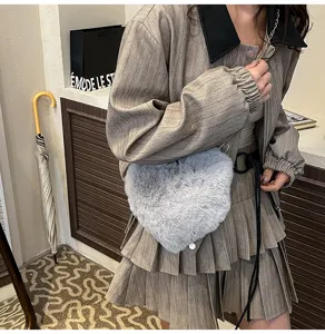 Autumn winter fashion plush heart cross-body bag cute fluffy single shoulder bag for women