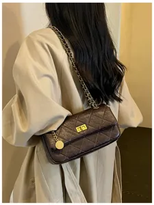 Women's quilted leather chain shoulder bag classic flap crossbody bag daily commute chic purse