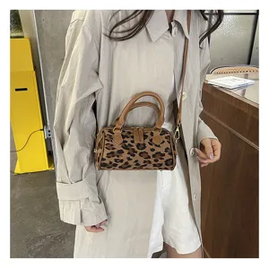 Elegante bolso de hombro cilíndrico con estampado de leopardo para mujer, bolso de moda.