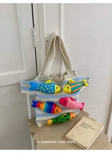 Vue détaillée du sac à épaule tricoté style ins coréen poisson-clown avec poissons 3D.