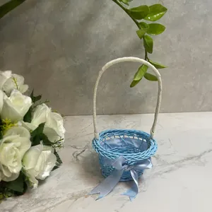 Mini woven flower basket rattan decorative storage basket small handheld basket home decor