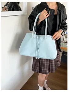 Borsa shopper grande capacità leggera casual da donna autunno borsa a spalla minimalista