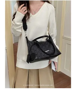 Sac cabas rétro à pois et carreaux pour femme, sac porté épaule et bandoulière élégant.