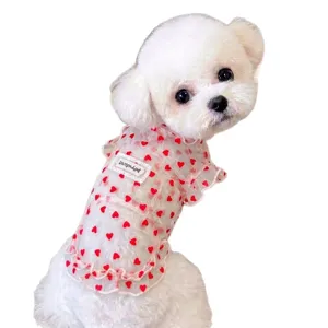 Carino gilet in rete traspirante per animali con cuori rossi, abbigliamento estivo per cani.
