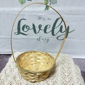 Cesta de flores de bambú tejida con asa, cesta rústica de frutas y caramelos para decoración.