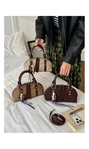 Koreaanse stijl retro handtas met franje hanger, grote capaciteit casual tas.