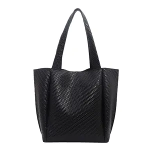 Black woven leather tote bag for women, stylish large capacity casual daily shoulder bag.