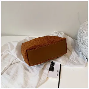 Bolso de mano texturizado de nicho francés, bolso de hombro tejido marrón, elegante.