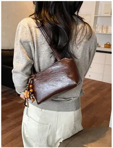 Bolso de hombro minimalista liso retro de piel PU elegante bolso de mano diario casual.