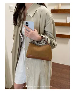 Koreanischer Stil Retro Kontrast Farbe Umhängetasche für Damen, schicke tägliche Handtasche.