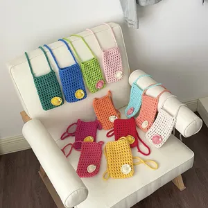 Handgearbeitete gehäkelte Handy-Umhängetasche, leichte Sommer-Minitasche für Damen und Mädchen.