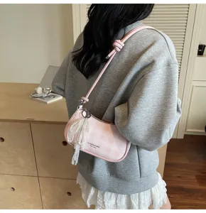 Roze ruitjes schoudertas voor vrouwen, Koreaanse zoete stijl baguette handtas met parelbandje.