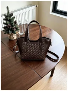 Sac à bandoulière tressé élégant pour femme, cabas fourre-tout tendance en cuir PU.