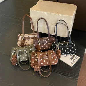 Sac à main bandoulière baguette imprimé pois tendance style coréen avec joli pendentif