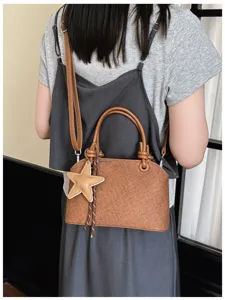 Koreanischer Stil Nische Design Damen Umhängetasche Retro braune Handtasche mit Sternanhänger