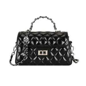 Black quilted chain crossbody bag for women, elegant chic PU leather shoulder handbag.
