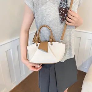 Modische minimalistische Canvas Umhängetasche für Damen, elegante Freizeittasche.