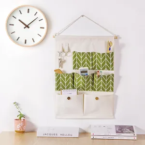 Katoen Linnen Wand Hangende Opbergtas Slaapzaal Kleine Spullen Organizer Met Houten Stok Meerdere Zakken
