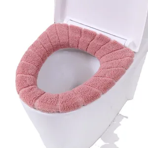 Plush O-shaped toilet seat cover, soft warm thick toilet bowl cushion for bathroom home use.
