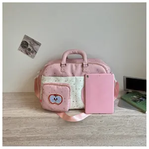 Pink star pattern travel duffel bag large capacity casual crossbody bag for short trips.