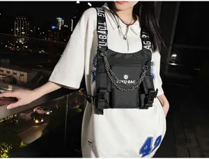 Herren Taktische Brusttasche Hip Hop Funktionale Weste Tasche mit Ketten für Streetwear