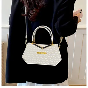 Borsa a mano chic design di nicchia motivo onde donna elegante tracolla borsa spalla