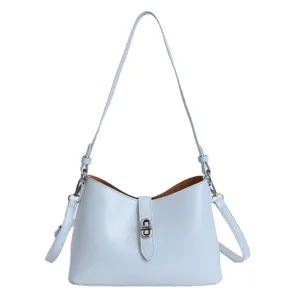 Borsa a spalla azzurro chiaro chic per donna, elegante borsa da lavoro con chiusura.