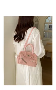 Pink women handbag stylish crossbody shoulder bag fashion daily commute PU leather bag chic.