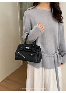 Korean minimalist retro black handbag fashion commuter shoulder crossbody bag for women