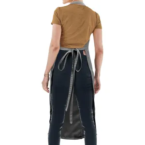 Delantal largo gris con abertura, ropa de trabajo casual para cocina y cerámica con tiras.